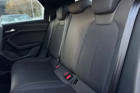 PN25JCZ Audi A1 Black Edition 25 TFSI 95 PS S tronic Thumbnail #13