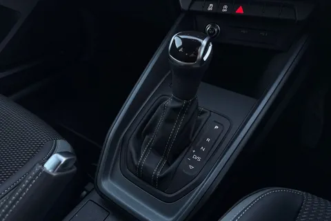 PN25JCZ Audi A1 Black Edition 25 TFSI 95 PS S tronic Thumbnail #19