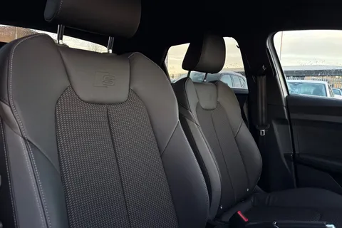 PN25JCZ Audi A1 Black Edition 25 TFSI 95 PS S tronic Thumbnail #20