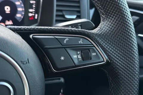 PN25JCZ Audi A1 Black Edition 25 TFSI 95 PS S tronic Thumbnail #32