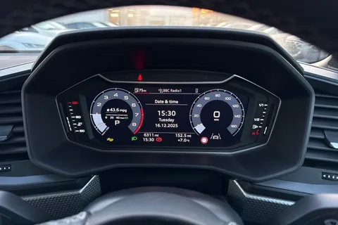 PN25JCZ Audi A1 Black Edition 25 TFSI 95 PS S tronic Thumbnail #34