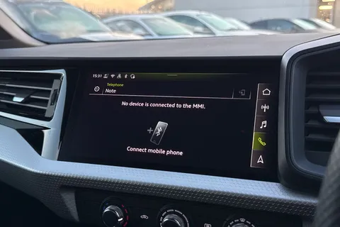 PN25JCZ Audi A1 Black Edition 25 TFSI 95 PS S tronic Thumbnail #42