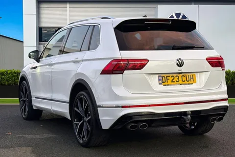 DF23CUH Volkswagen Tiguan 2.0 TSI 320 4Motion R 5dr DSG | Tow Bar | Pan Roof | IQ Lights Thumbnail #2