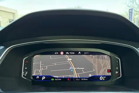 DF23CUH Volkswagen Tiguan 2.0 TSI 320 4Motion R 5dr DSG | Tow Bar | Pan Roof | IQ Lights Thumbnail #25