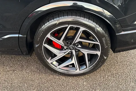 KN25VHP Audi Sq6 E-Tron SQ6 SUV Edition 1 e-tron  360,00 kW Thumbnail #11