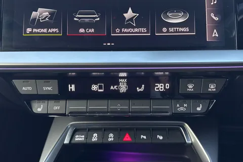 EY22XYS Audi A3 35 TFSI Edition 1 4dr S Tronic Thumbnail #21