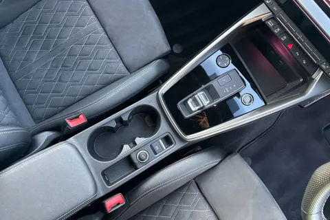 EY22XYS Audi A3 35 TFSI Edition 1 4dr S Tronic Thumbnail #22