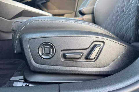 EY22XYS Audi A3 35 TFSI Edition 1 4dr S Tronic Thumbnail #38