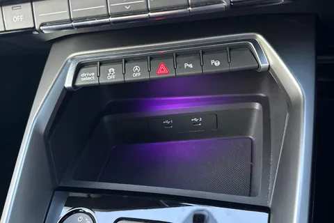 EY22XYS Audi A3 35 TFSI Edition 1 4dr S Tronic Thumbnail #46