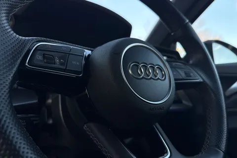 EY22XYS Audi A3 35 TFSI Edition 1 4dr S Tronic Thumbnail #49