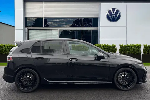 MC75VZY Volkswagen Golf 2.0 TSI 333 R Black Edition 4Motion 5dr DSG **AKRAPOVIC, DCC, LEATHER, PAN Thumbnail #3