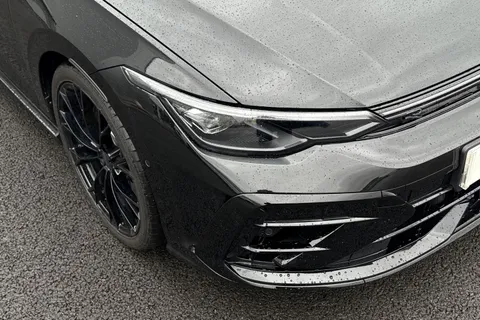 MC75VZY Volkswagen Golf 2.0 TSI 333 R Black Edition 4Motion 5dr DSG **AKRAPOVIC, DCC, LEATHER, PAN Thumbnail #8