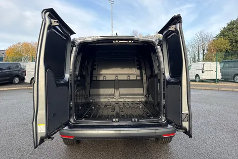 DA75XFH Volkswagen Caddy C20 Caddy Cargo Commerce Plus SWB 150 PS 1.5 eHybrid 6sp DSG - Del Miles Thumbnail #6