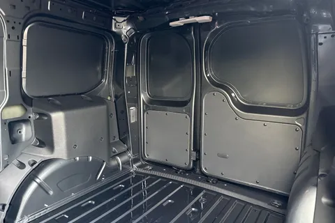 DA75XFH Volkswagen Caddy C20 Caddy Cargo Commerce Plus SWB 150 PS 1.5 eHybrid 6sp DSG - Del Miles Thumbnail #18