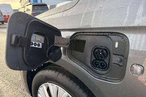 DA75XFH Volkswagen Caddy C20 Caddy Cargo Commerce Plus SWB 150 PS 1.5 eHybrid 6sp DSG - Del Miles Thumbnail #25