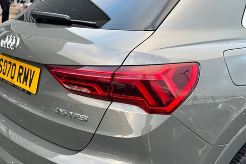 SO70RMV Audi Q3 S line 35 TFSI 150 PS S tronic Thumbnail #8