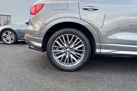 SO70RMV Audi Q3 S line 35 TFSI 150 PS S tronic Thumbnail #11