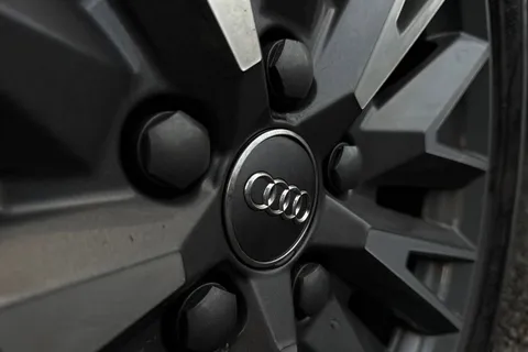 SO70RMV Audi Q3 S line 35 TFSI 150 PS S tronic Thumbnail #34