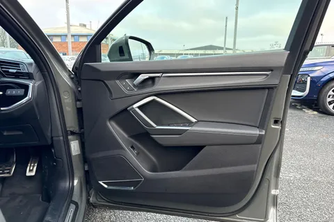 SO70RMV Audi Q3 S line 35 TFSI 150 PS S tronic Thumbnail #47