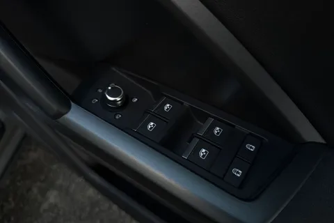 SO70RMV Audi Q3 S line 35 TFSI 150 PS S tronic Thumbnail #49