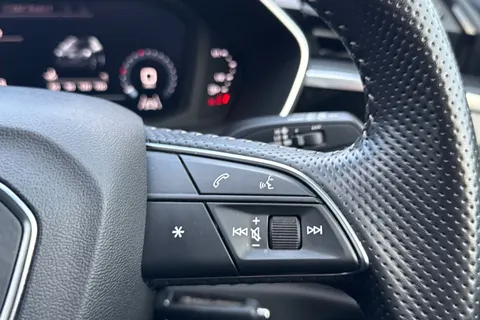 SO70RMV Audi Q3 S line 35 TFSI 150 PS S tronic Thumbnail #51