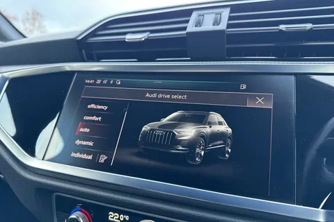 SO70RMV Audi Q3 S line 35 TFSI 150 PS S tronic Thumbnail #56