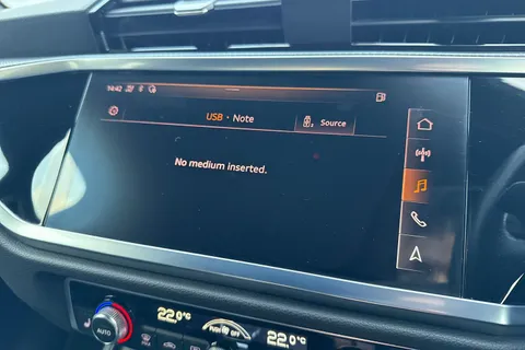 SO70RMV Audi Q3 S line 35 TFSI 150 PS S tronic Thumbnail #58