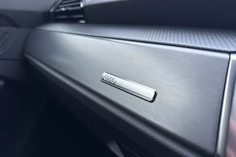 SO70RMV Audi Q3 S line 35 TFSI 150 PS S tronic Thumbnail #61