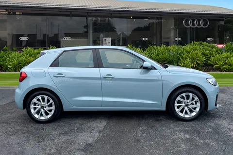 KR75FHG Audi A1 Sport 30 TFSI 116 PS S tronic Thumbnail #4