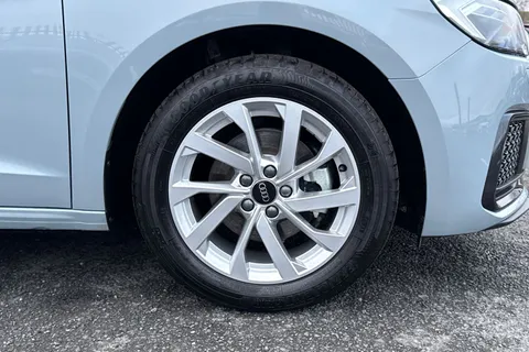 KR75FHG Audi A1 Sport 30 TFSI 116 PS S tronic Thumbnail #11