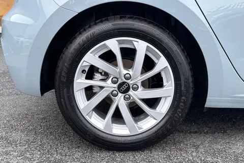 KR75FHG Audi A1 Sport 30 TFSI 116 PS S tronic Thumbnail #14