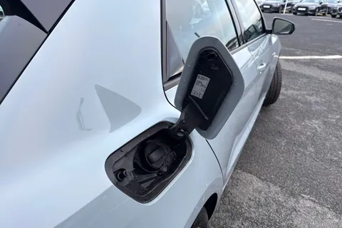 KR75FHG Audi A1 Sport 30 TFSI 116 PS S tronic Thumbnail #37