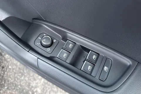 KR75FHG Audi A1 Sport 30 TFSI 116 PS S tronic Thumbnail #47