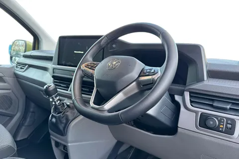 DC75FXF Volkswagen Transporter T28 Panel Van Commerce Plus SWB 110 PS 2.0 TDI 6sp Manual - New Shape Thumbnail #13