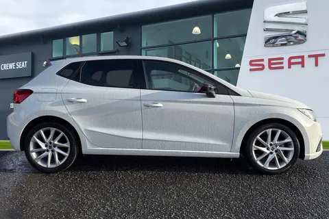 SP25ORC SEAT Ibiza 1.0 TSI FR Euro 6 (s/s) 5dr Thumbnail #3