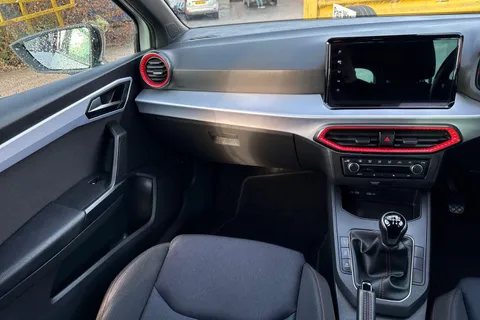 SP25ORC SEAT Ibiza 1.0 TSI FR Euro 6 (s/s) 5dr Thumbnail #15