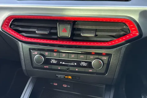 SP25ORC SEAT Ibiza 1.0 TSI FR Euro 6 (s/s) 5dr Thumbnail #19