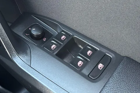 SP25ORC SEAT Ibiza 1.0 TSI FR Euro 6 (s/s) 5dr Thumbnail #32