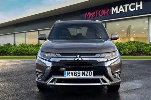 RV69WZO Mitsubishi Outlander 2.4h TwinMotor 13.8kWh 4h CVT 4WD Euro 6 (s/s) 5dr Thumbnail #6