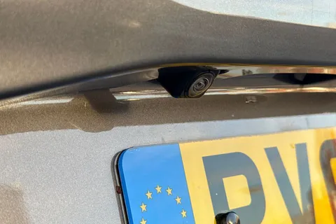 RV69WZO Mitsubishi Outlander 2.4h TwinMotor 13.8kWh 4h CVT 4WD Euro 6 (s/s) 5dr Thumbnail #27