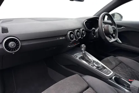 K50KSW Audi TT Coup- Black Edition 40 TFSI 197 PS S tronic Thumbnail #16