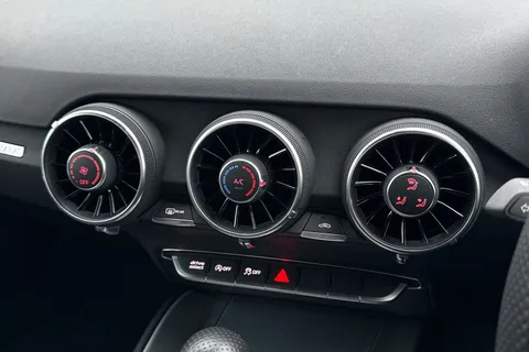 K50KSW Audi TT Coup- Black Edition 40 TFSI 197 PS S tronic Thumbnail #23