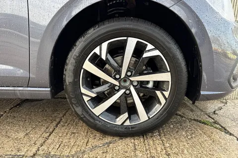  Volkswagen Polo 1.0 TSI Match Euro 6 (s/s) 5dr Thumbnail #13