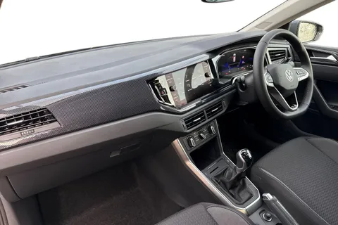  Volkswagen Polo 1.0 TSI Match Euro 6 (s/s) 5dr Thumbnail #15