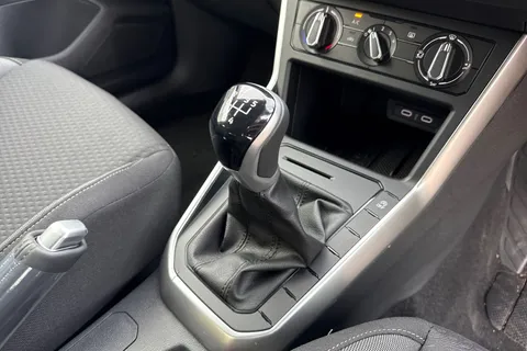  Volkswagen Polo 1.0 TSI Match Euro 6 (s/s) 5dr Thumbnail #23