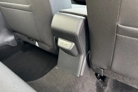  Volkswagen Polo 1.0 TSI Match Euro 6 (s/s) 5dr Thumbnail #28