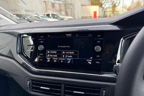  Volkswagen Polo 1.0 TSI Match Euro 6 (s/s) 5dr Thumbnail #37