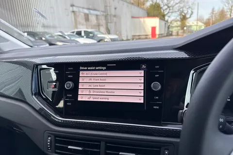  Volkswagen Polo 1.0 TSI Match Euro 6 (s/s) 5dr Thumbnail #42