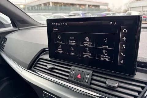 RV72XTE Audi Q5 S line 45 TFSI quattro 265 PS S tronic Thumbnail #47