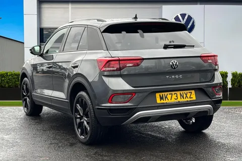 MK73NXZ Volkswagen T-Roc 1.5 TSI Style 5dr DSG **BLACK DESIGN PACK** Thumbnail #3
